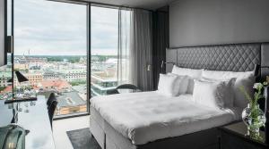 Luxury art and design hotel: At Six Stockholm